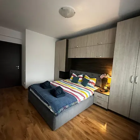 Nicolae Grigorescu Luxury * Bucarest