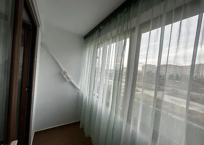 Nicolae Grigorescu Luxury * Bucureşti