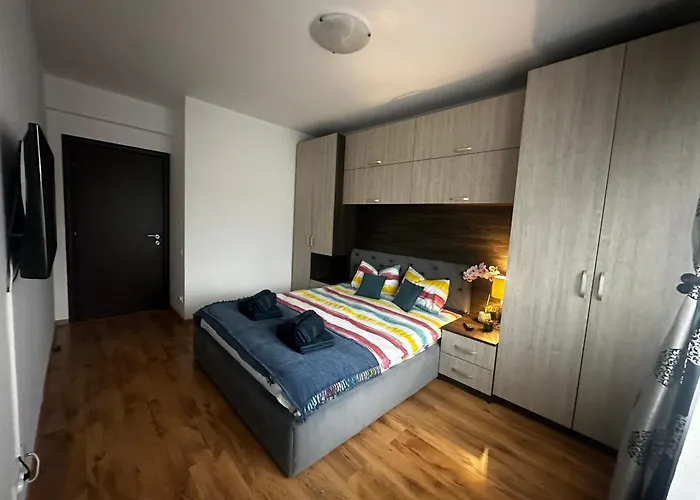 Nicolae Grigorescu Luxury * Bucureşti